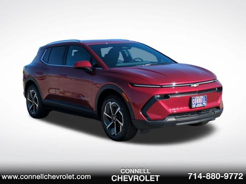 New 2026 Chevrolet Equinox EV LT AWD/4WD image 3