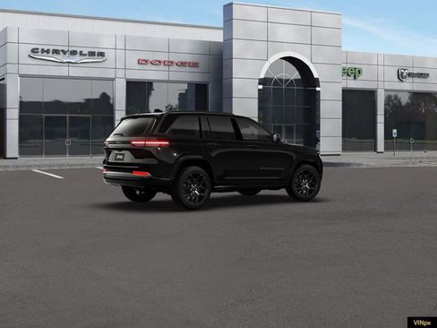 New 2026 Jeep Grand Cherokee Summit w/ Obsidian Package image 8