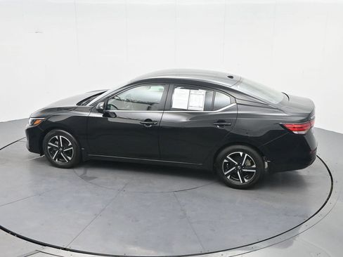 Used 2024 Nissan Sentra SV FWD image 26