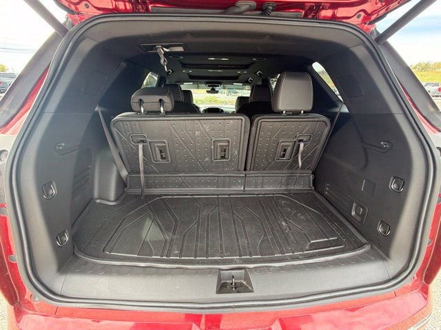 Used 2023 Chevrolet Traverse Premier w/ LPO, Floor Liner Package AWD/4WD image 47