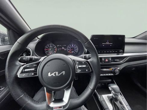 Used 2022 Kia Forte GT-Line w/ GT-Line Technology Package FWD image 24