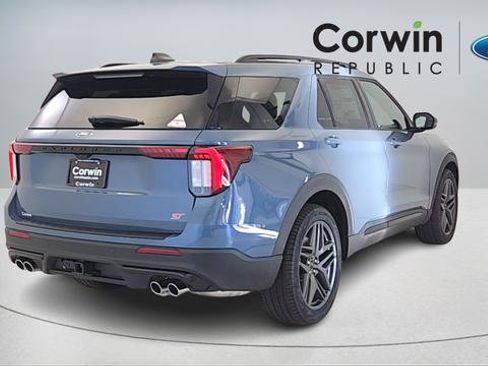 New 2026 Ford Explorer ST w/ Sun And Sound Package image 7