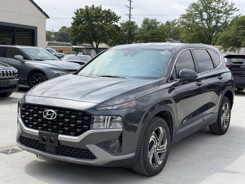 Used 2021 Hyundai Santa Fe SE FWD image 2
