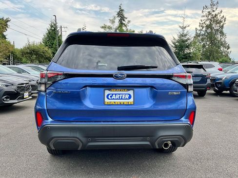 Used 2025 Subaru Forester Limited AWD/4WD image 7