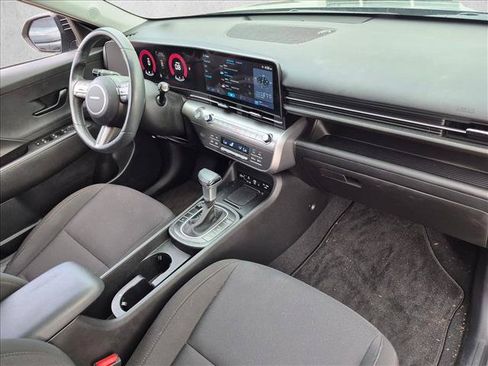 Used 2026 Hyundai Kona SEL Sport FWD image 21