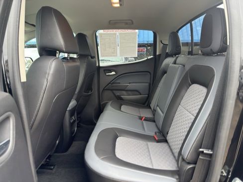 Used 2018 Chevrolet Colorado Z71 image 23