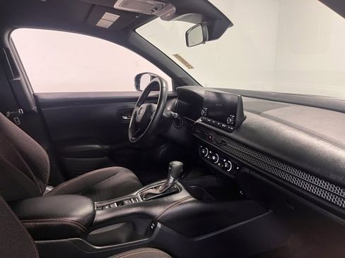 Used 2025 Honda HR-V Sport image 11