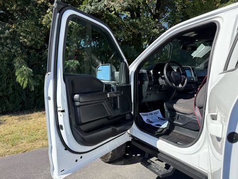 Used 2019 Ford F150 XLT w/ Equipment Group 302A Luxury image 16