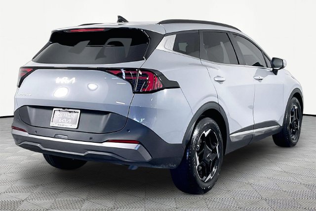 Certified 2026 Kia Sportage EX w/ EX Panorama Roof Package FWD image 6