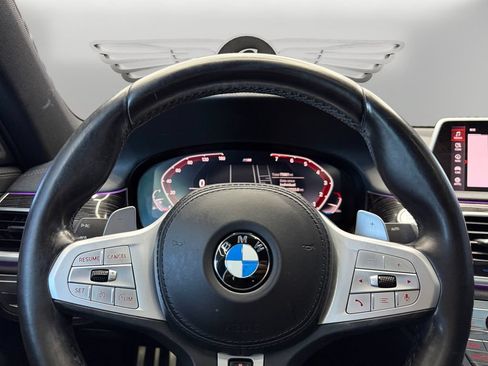Used 2021 BMW 740i w/ M Sport Package RWD image 21