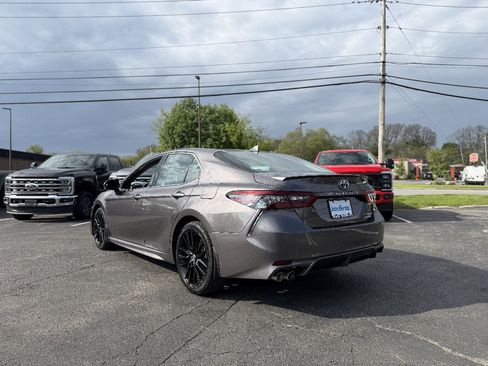 Used 2023 Toyota Camry XSE w/ Cold Weather Package FWD image 4