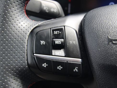 Used 2023 Ford Escape ST-Line image 19