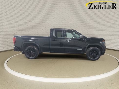 Used 2022 GMC Sierra 1500 Elevation w/ X31 Off-Road Package image 4