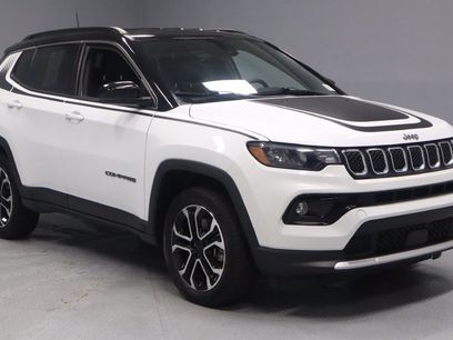 Used 2023 Jeep Compass Limited w/ Mopar Graphics Package