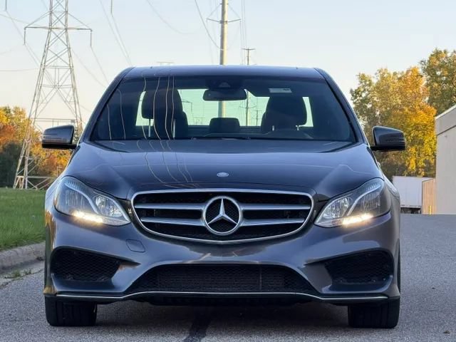 Used 2014 Mercedes-Benz E 350 4MATIC Sedan image 32