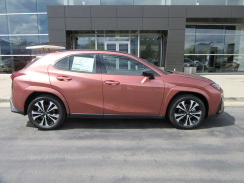 New 2026 Lexus UX 300h AWD image 12