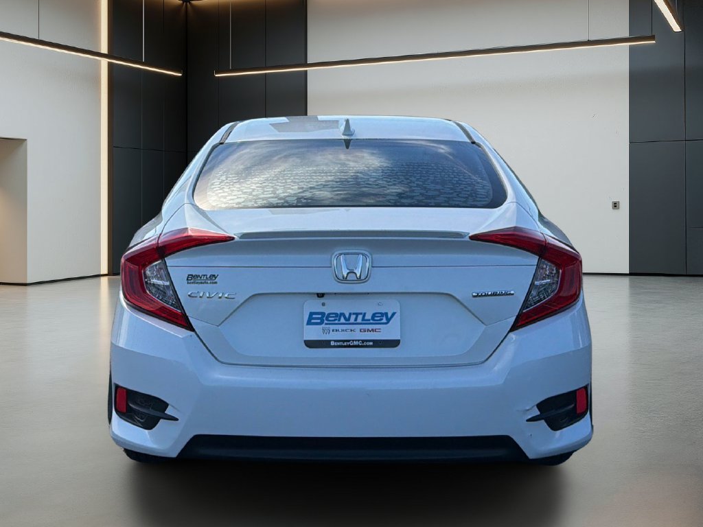 Used 2017 Honda Civic Touring image 5