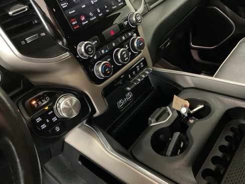 Used 2020 RAM 1500 Laramie AWD/4WD image 16