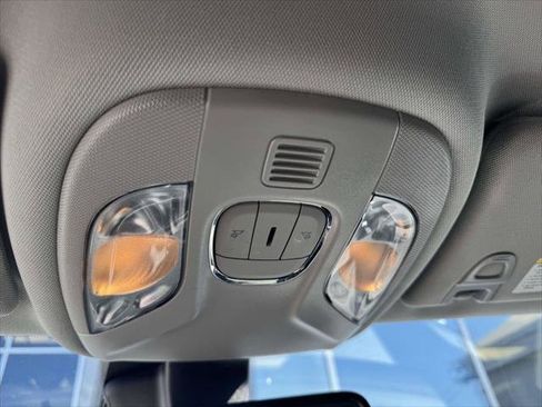 Certified 2022 Jeep Compass Latitude AWD/4WD image 29