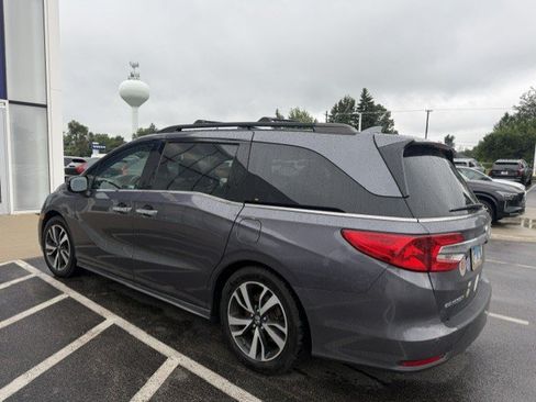 Used 2018 Honda Odyssey Elite image 3