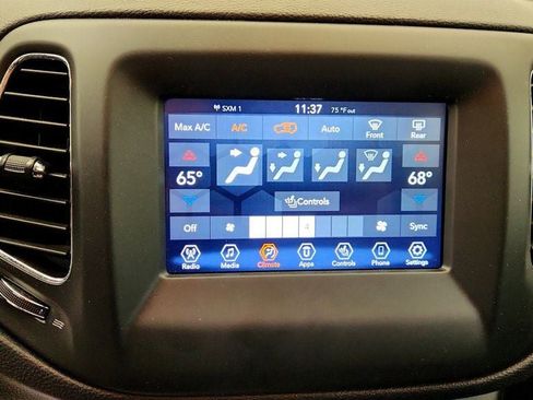 Used 2020 Jeep Compass Latitude w/ Popular Equipment Group AWD/4WD image 19