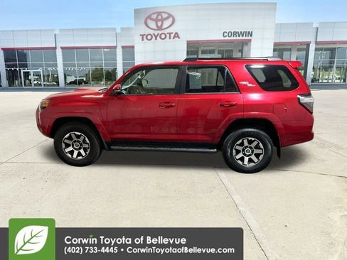 Used 2024 Toyota 4Runner TRD Off-Road Premium image 5