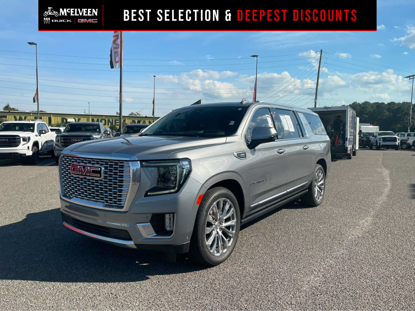 Used 2024 GMC Yukon XL Denali w/ Denali Reserve Package AWD/4WD image 1
