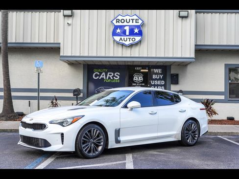 Used 2019 Kia Stinger RWD image 1