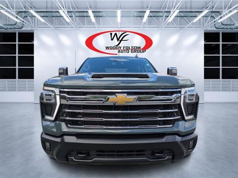 Used 2025 Chevrolet Silverado 2500 LTZ w/ LTZ Convenience Package AWD/4WD image 8