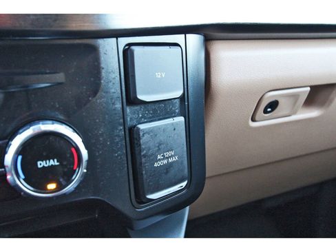 Used 2024 Ford F350 Lariat w/ Chrome Package image 30