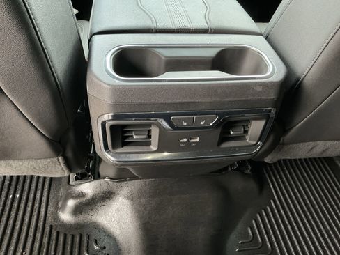 Used 2023 Chevrolet Silverado 1500 High Country image 28