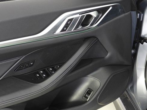 Used 2023 BMW i4 eDrive40 image 12