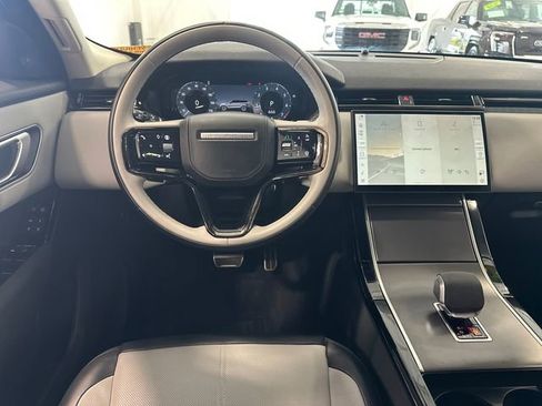 Used 2025 Land Rover Range Rover Velar Dynamic SE AWD/4WD image 16