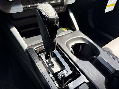 New 2026 Subaru Outback Premium AWD/4WD image 31