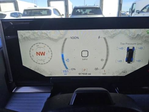Used 2024 GMC Hummer EV 2X w/ Extreme Off-Road Package AWD/4WD image 4