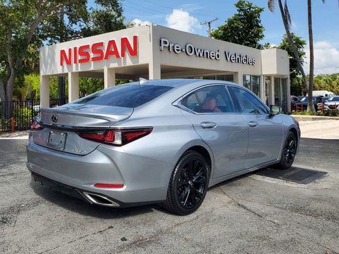 Used 2022 Lexus ES 350 F Sport w/ Accessory Package 2 image 4