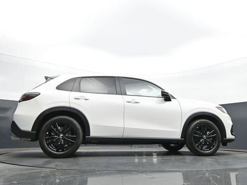 Used 2026 Honda HR-V Sport image 35