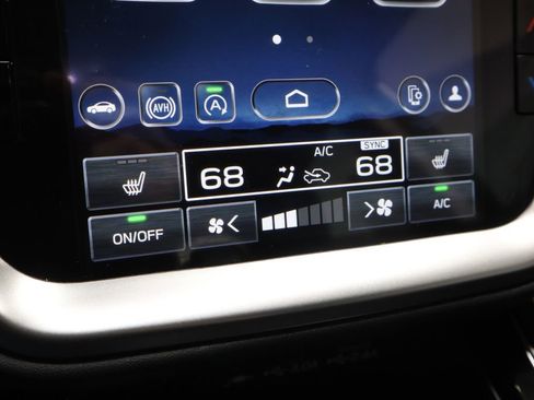 Used 2025 Subaru Legacy Premium AWD/4WD image 5