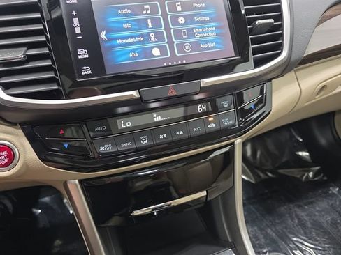 Used 2017 Honda Accord EX-L image 24