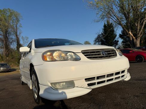 Used 2004 Toyota Corolla LE image 3