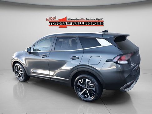 Used 2023 Kia Sportage EX image 6