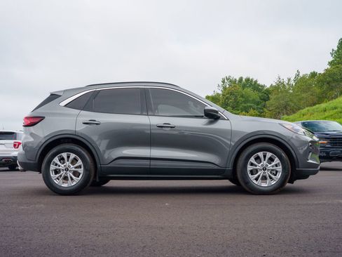 Used 2023 Ford Escape Active w/ Tech Pack #2 FWD image 8
