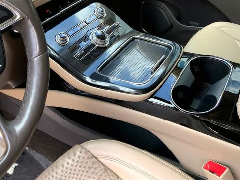 Used 2022 Lincoln Nautilus Reserve AWD/4WD image 17