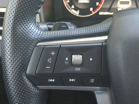 Used 2024 Mitsubishi Outlander SE Black Edition FWD image 24