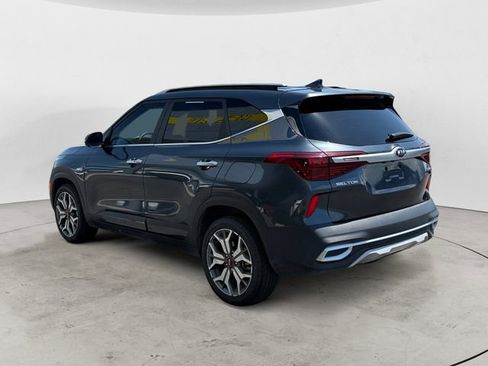 Used 2021 Kia Seltos SX w/ SX Sunroof Package AWD/4WD image 3