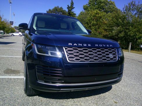 Used 2020 Land Rover Range Rover HSE image 14