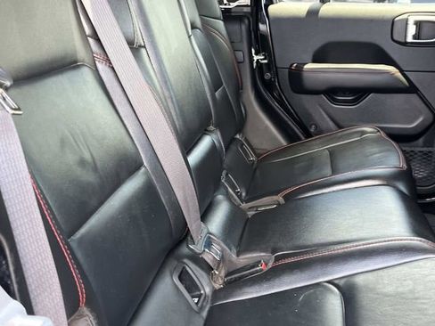 Used 2023 Jeep Gladiator Rubicon w/ Cold Weather Group AWD/4WD image 26
