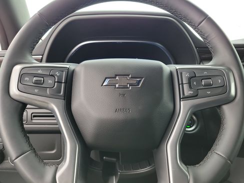 Used 2024 Chevrolet Tahoe Z71 AWD/4WD image 18