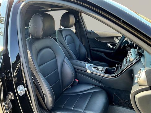 Used 2020 Mercedes-Benz C 300 4MATIC Sedan image 29