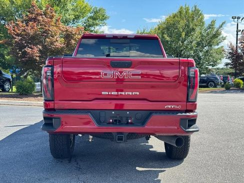 Used 2024 GMC Sierra 2500 AT4 w/ AT4 Premium Plus Package AWD/4WD image 4